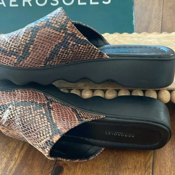 Aerosoles Women's Wanza Wedge Sandal brown black snake print size 6.5 - Picture 16 of 16